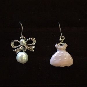 Bow with pearl insert & drop enamelled pink dress with polkadots mixed earrings